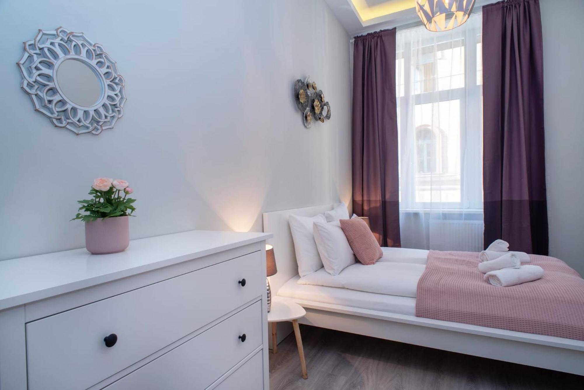 בודפשט Very Central New And Large Ac Apartment מראה חיצוני תמונה