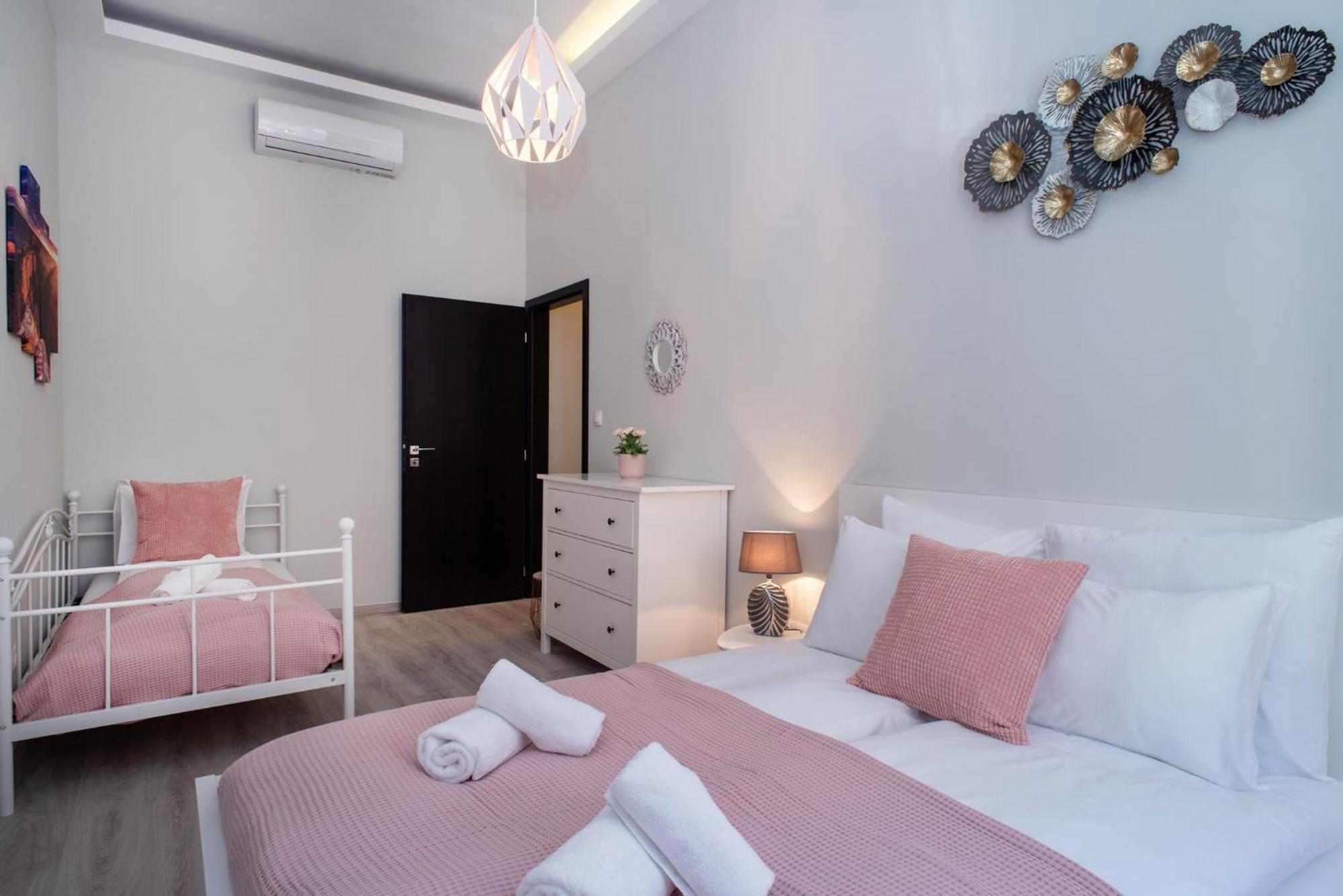 בודפשט Very Central New And Large Ac Apartment מראה חיצוני תמונה