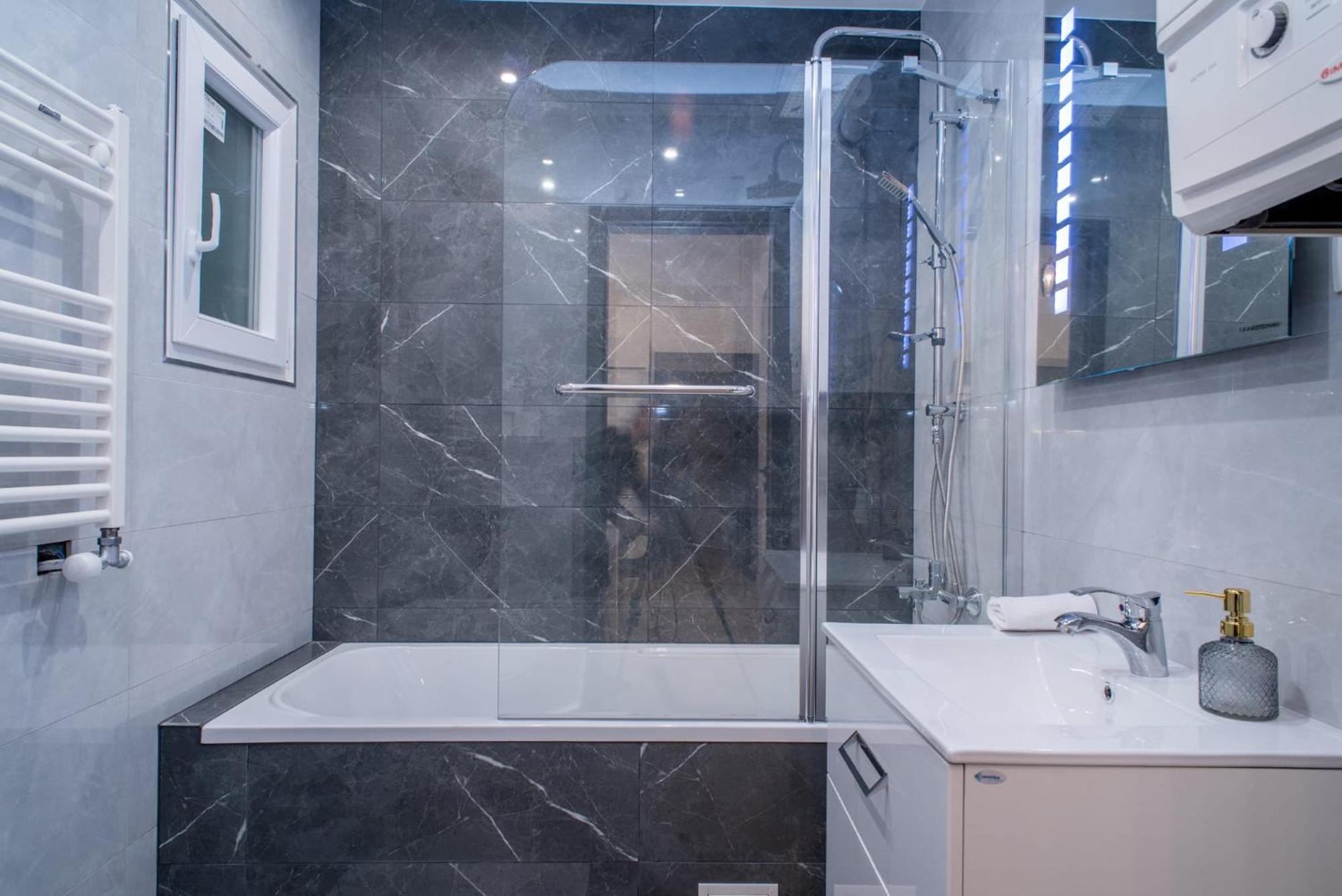 בודפשט Very Central New And Large Ac Apartment מראה חיצוני תמונה